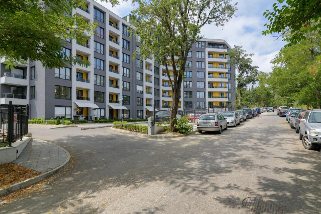Apartment A'More Святые Константин и Елена Экстерьер фото