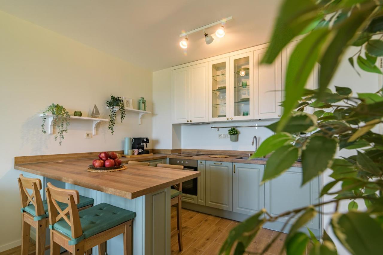 Apartment A'More Святые Константин и Елена Экстерьер фото